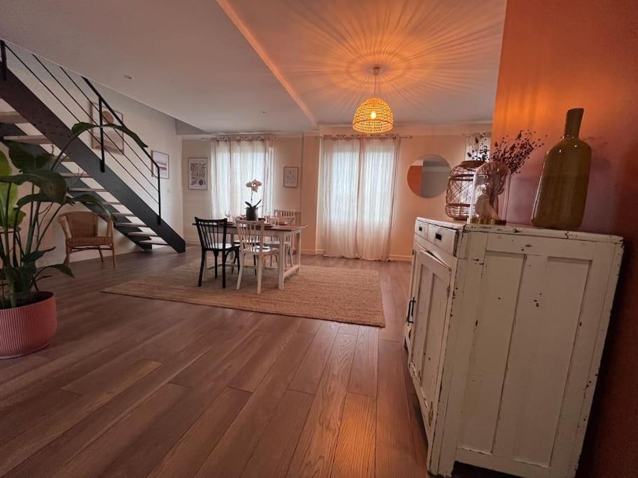 Apartamento Le Saint Pierre Grand Duplex Hyper Centre, Port Caen Exterior foto